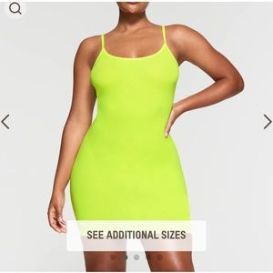 SKIMS FITS EVERYBODY SLIP DRESS XS
